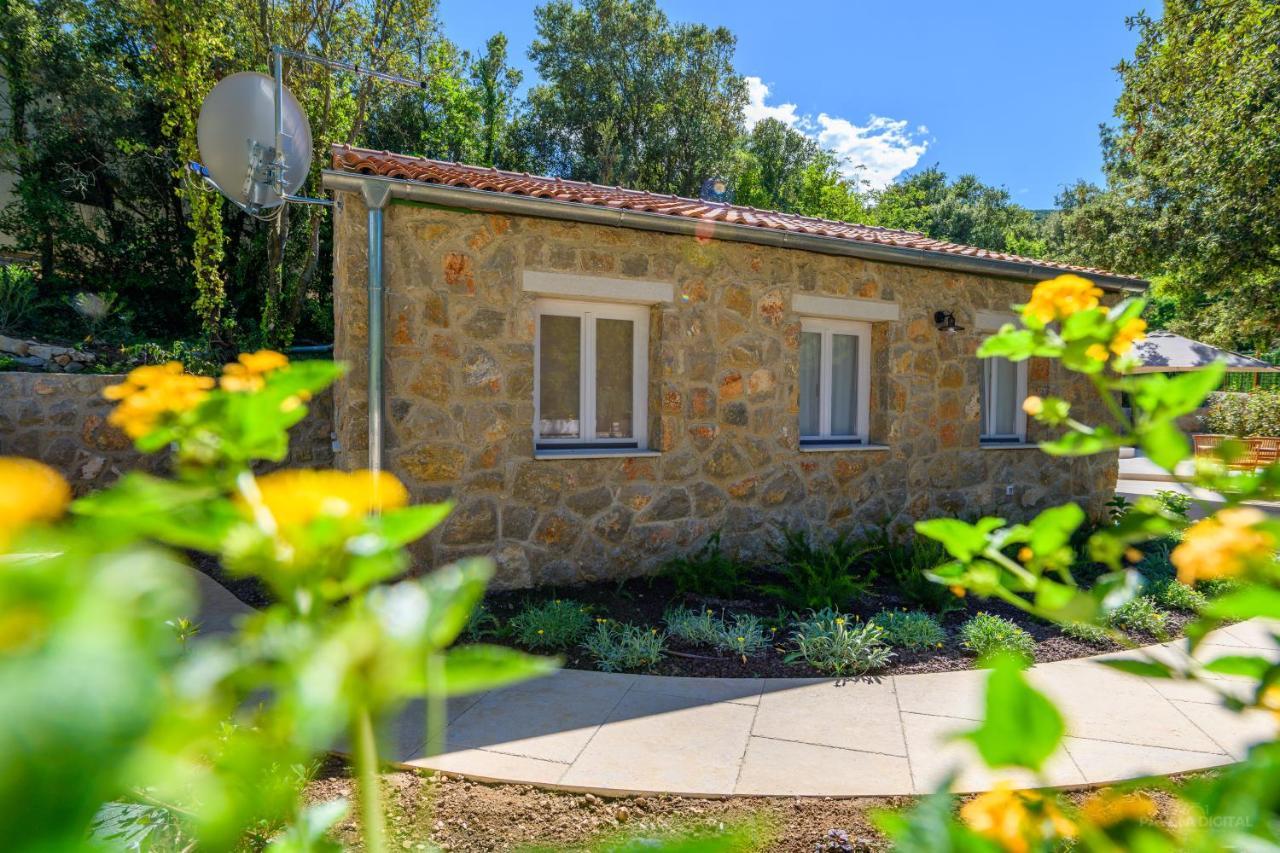 فيلا Stone House Leani Sveti Jakov المظهر الخارجي الصورة